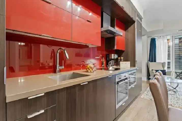 Stunning 2BR Condo with CN Tower Views & Parking Available