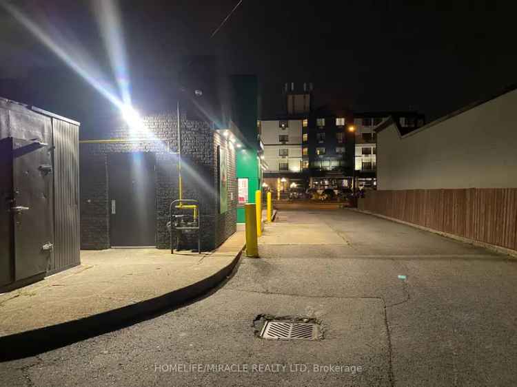 Free-standing Commercial Building with Drive-Thru in Niagara Falls