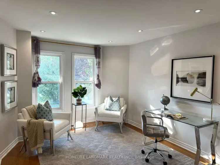 House For Sale in Mississauga, Ontario