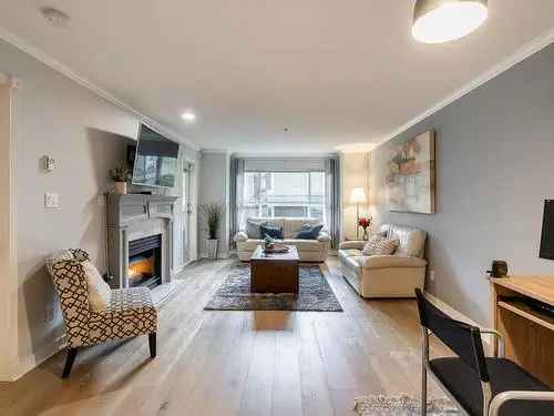 2-Bed 2-Bath Suite in Walnut Grove Langley with Modern Updates