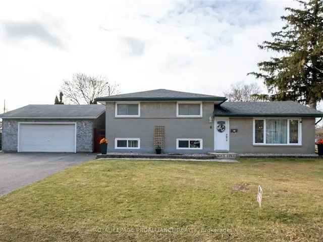 House For Sale in Belleville, Ontario