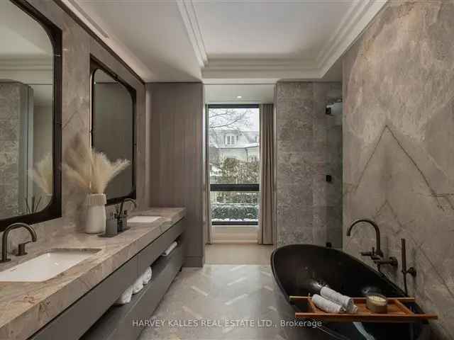 House For Sale in Toronto, Ontario