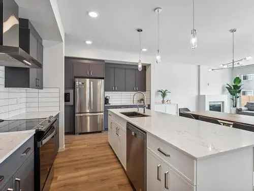 2245 sq ft Keswick Home 3 Beds 2.5 Baths Open Concept