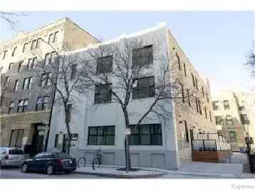 ALL UTILITIES INCLUDED FURNISHED UNIT DOWNTOWN