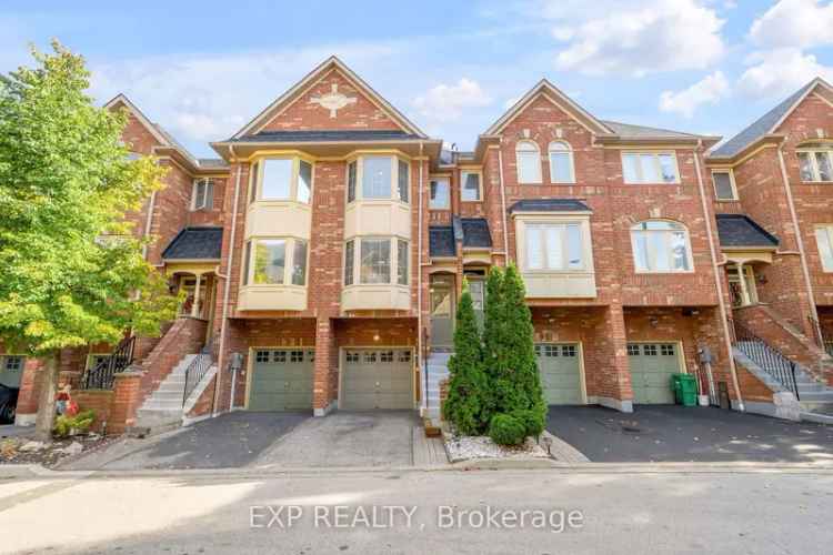 House For Sale in Mississauga, Ontario