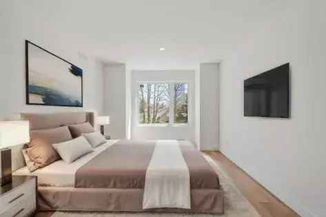 6 Room 208m² House for Rent in Quebec