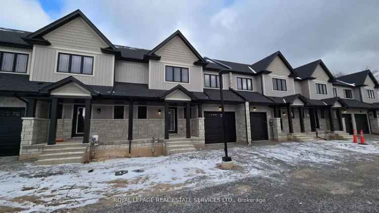 Buy townhouse in Niagara with modern features and access to transit