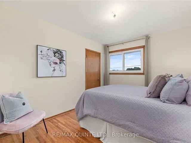 House For Sale in Belleville, Ontario