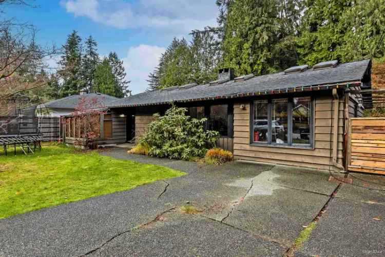 A $2,399,000.00 House/Single Family with 3 bedrooms in Edgemont, North Vancouver