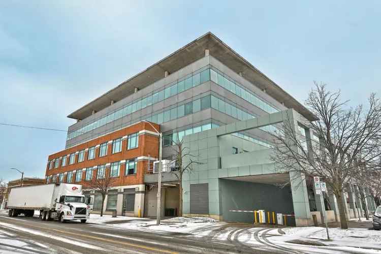 Office building For Sale in 4342, Queen Street, Niagara Falls, Ontario