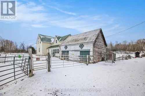 24 Acres Farm For Sale in Carp Ridge Ottawa -  Scenic Property with Barns