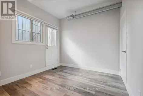 2 rooms apartment of 415 m² in Toronto