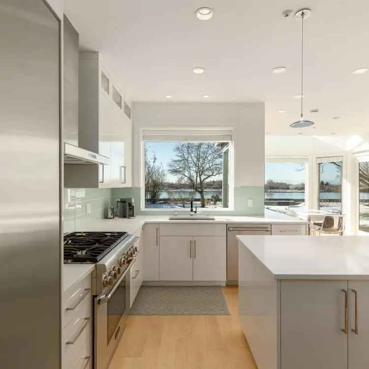 Riverfront Home in Deering Island - Chef's Kitchen, Spa Ensuite