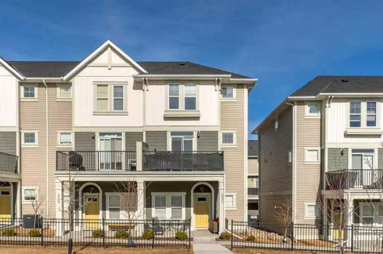 4 Bed 3 Bath Townhome for Rent in South Point with Modern Features