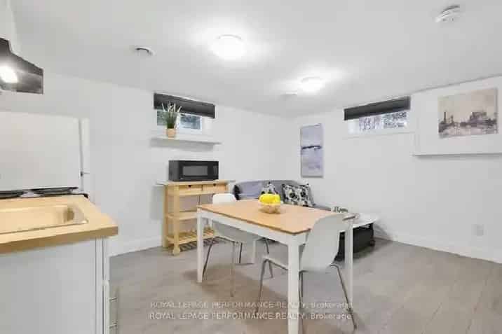 2-Bedroom Furnished Basement Suite in Ottawa