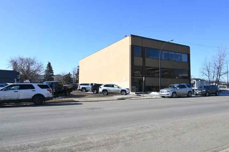 Office For Sale in City of Lloydminster, Alberta