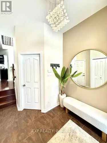 3 Bed 2.5 Bath Home in Morgan's Grant Kanata