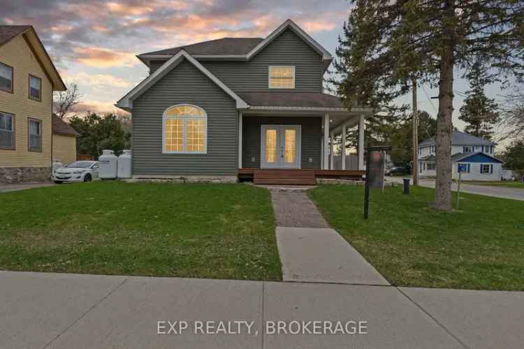 Delta Waterfront Home: 3-Bedroom, 2-Bathroom House
