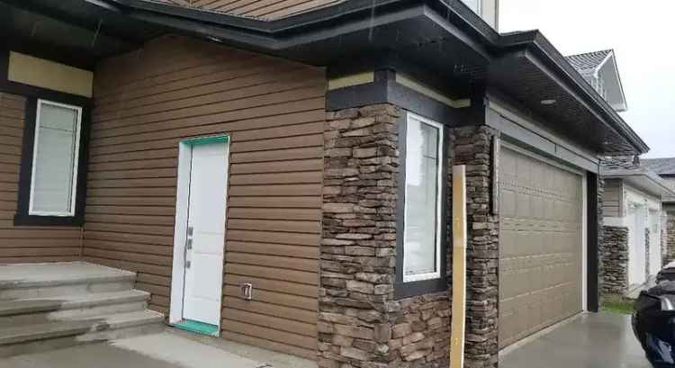 Rent Two Bedroom Suite in Edmonton with Modern Features