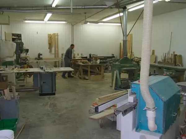 Commercial Building Office for Sale 1924 sq ft Workshop Wood Storage