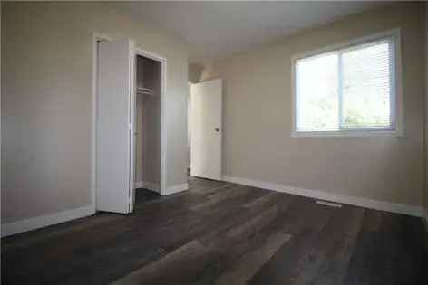 4 rooms apartment of 95 m² in Calgary