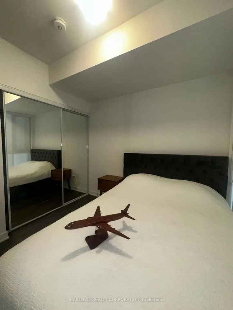 Condo For Sale in Toronto, Ontario