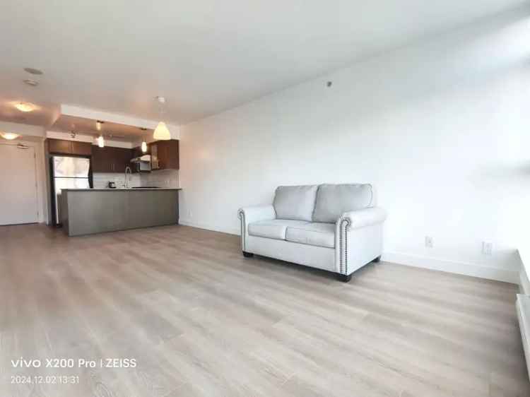 Condo For Sale in Richmond, British Columbia