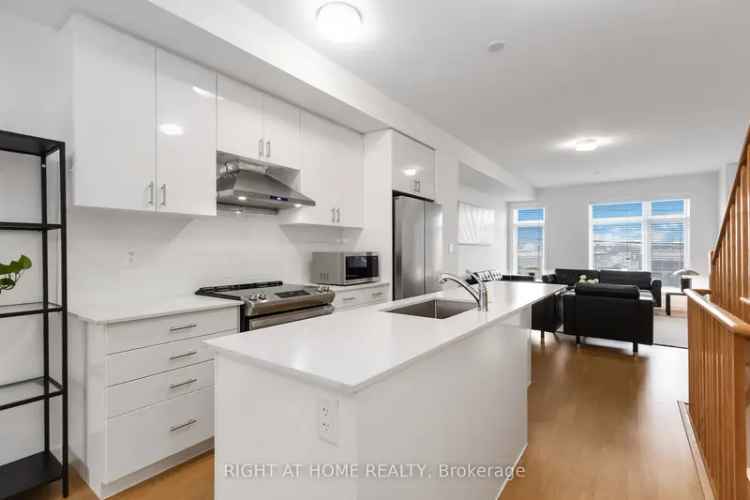 Buy Modern Freehold Townhome Unit in Toronto with Luxury Features