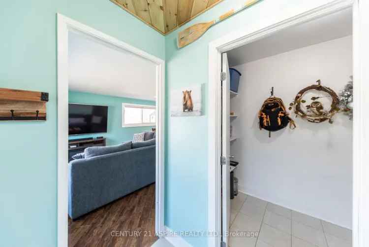 Deep River Bungalow - Move in Ready Cottage with Hot Tub