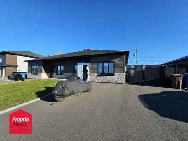 Semi-detached Bungalow For Sale Near Highway