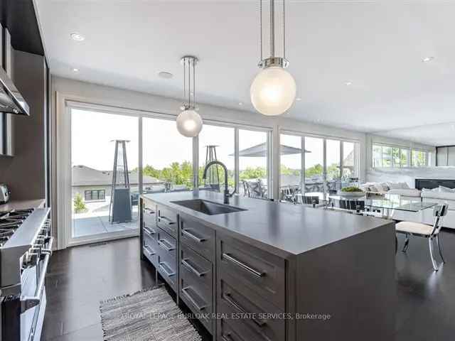 House For Sale in Niagara-on-the-Lake, Ontario