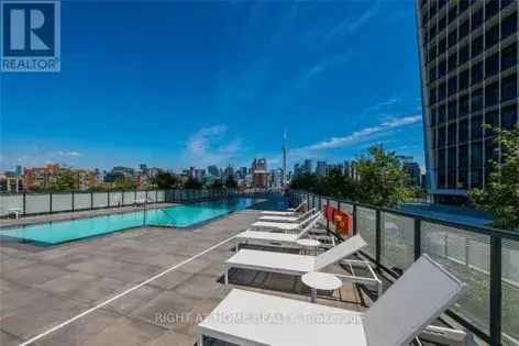 2 rooms apartment of 297 m² in Toronto