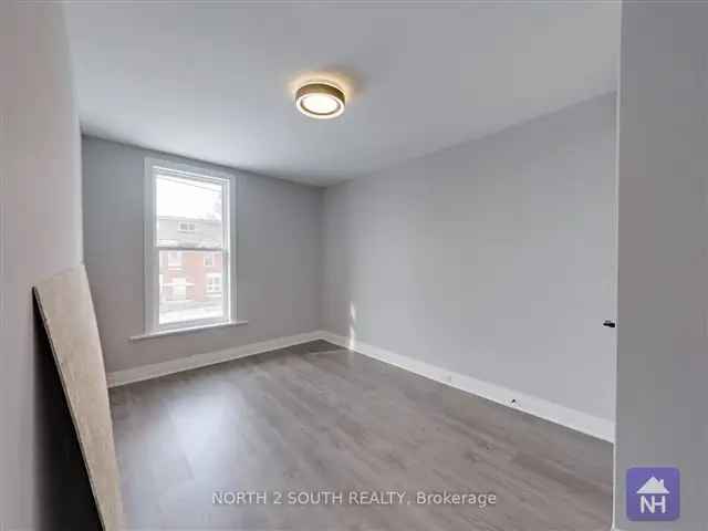 Downtown 4-Bedroom Renovated Home Near Trent & Fleming Colleges