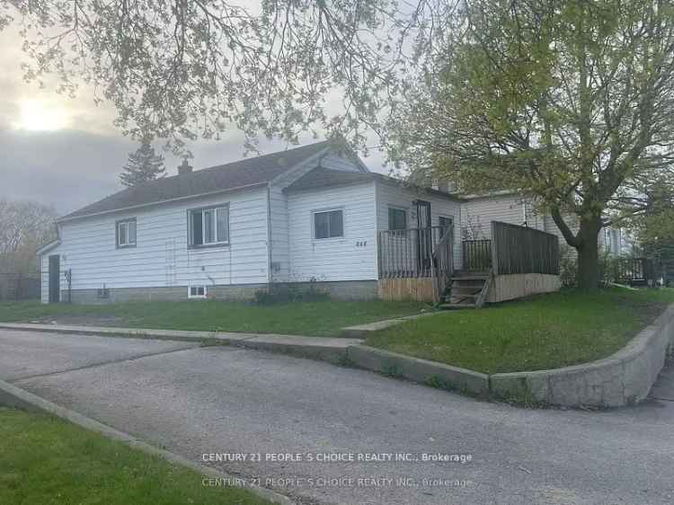 House For Sale in Belleville, Ontario