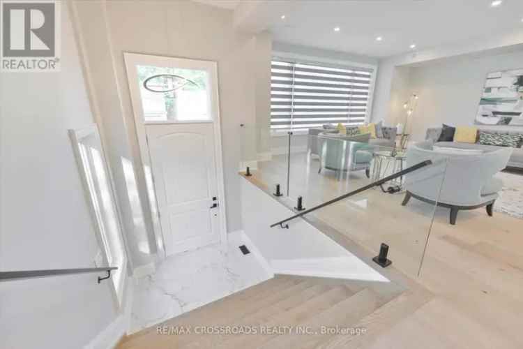 Stunning 4-Bedroom 5-Bathroom Modern Home in Clairlea