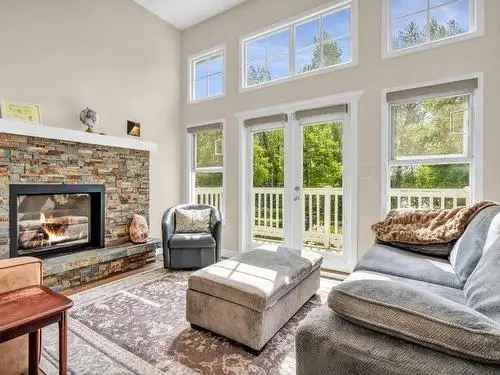 Stunning 4-Bed Townhouse For Sale in South Marine Vancouver