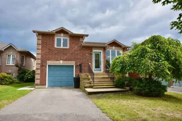 House For Sale in Barrie, Ontario