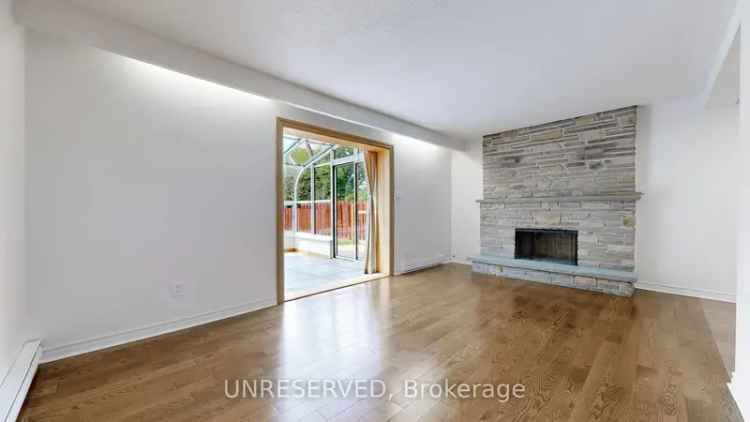 House For Sale in Toronto, Ontario