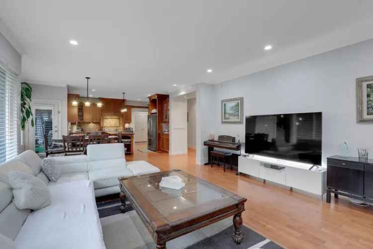 6 Bed 4 Bath Custom Home Family Friendly Neighborhood Ocean Mountain View