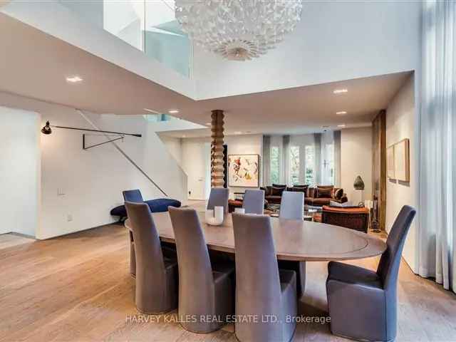 Luxury Forest Hill Home: 5500 Sq Ft, 5-Car Parking, Rooftop Terrace