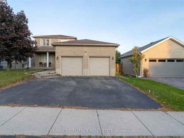 House For Sale in Woodstock, Ontario