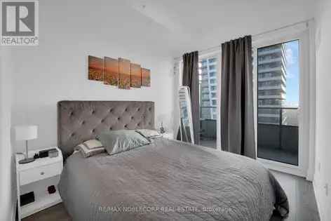 1 room apartment of 340 m² in Toronto