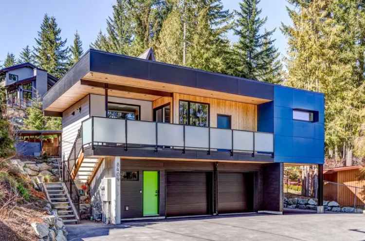 A $2,999,000.00 House/Single Family with 4 bedrooms in Alpine Meadows, Whistler