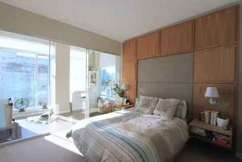 1 room apartment of 80 m² in Vancouver