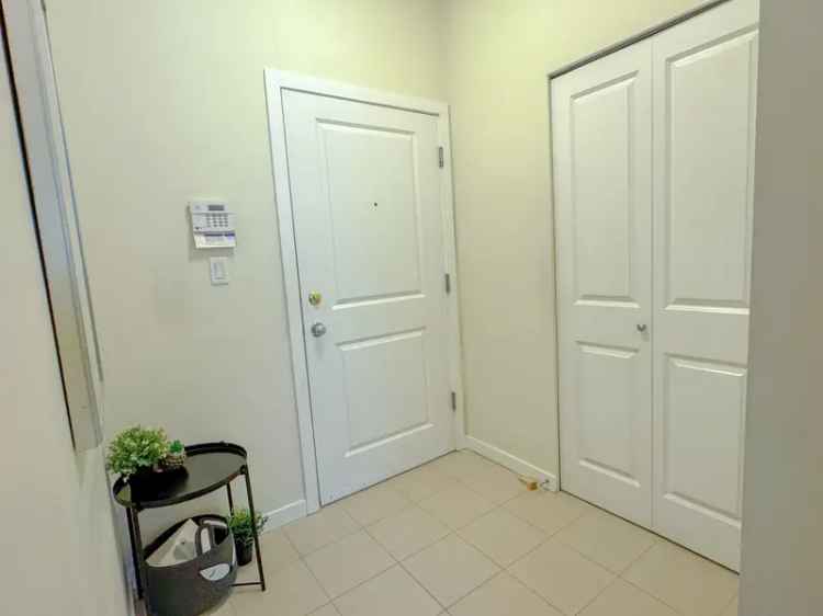 Champlain Heights Condo 1188sf 2 Bed 2 Bath Den Vancouver