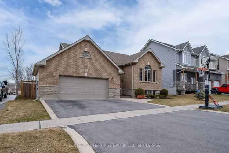 Bath Family Home 3 1 Bedrooms 3 Baths Finished Basement