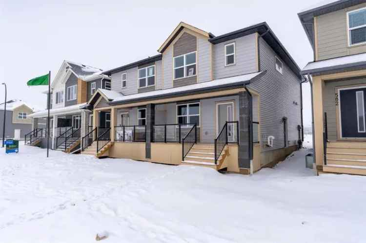 House For Sale in Calgary, Alberta