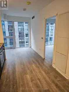 1 room apartment of 309 m² in Toronto