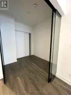 2 Bedroom 2 Bathroom Condo 96m2 Toronto Entertainment District