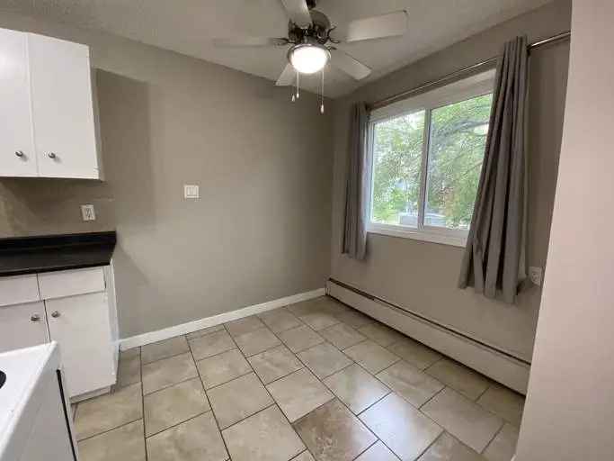 Rent beautiful renovated apartments in Edmonton with pet friendly features